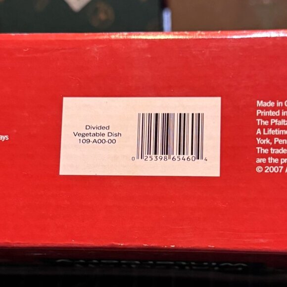 Pfaltzgraff Winterberry Divided Vegetable Dish 2 Compartments Microwave & Dishwa - Picture 2 of 6